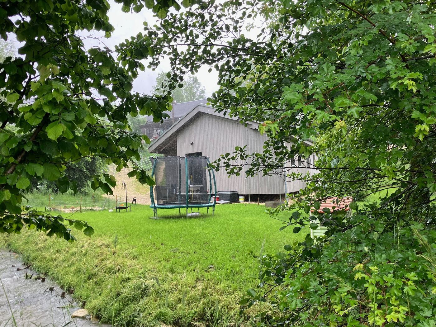 Maison familiale en bord de rivière